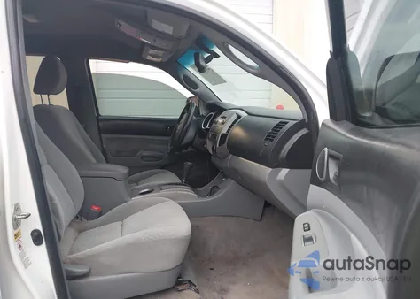 2010 Toyota Tacoma Prerunner V6 из США, поврежденный, VIN 3TMJU4GNXAM098728